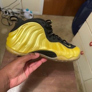 Nike Foamposite Electrolime